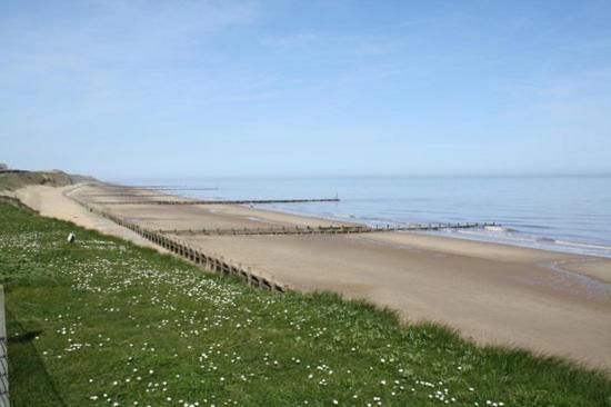 The Cliff Top Inn Bacton  Exteriör bild